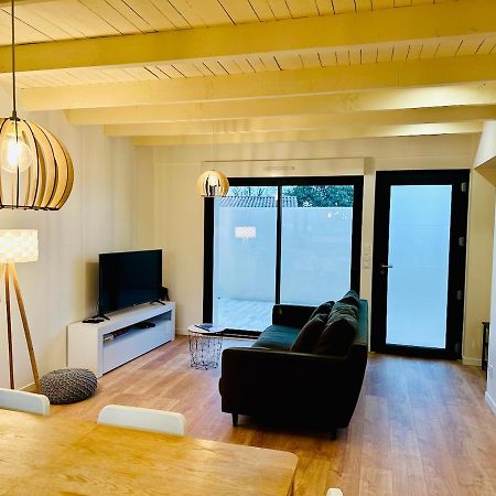 La Halte Occitane - Classe 3 Etoiles - Pour 6 Personnes, 3 Chambres, Parking, Terrasse, Tout Inclus Montauban Exterior foto